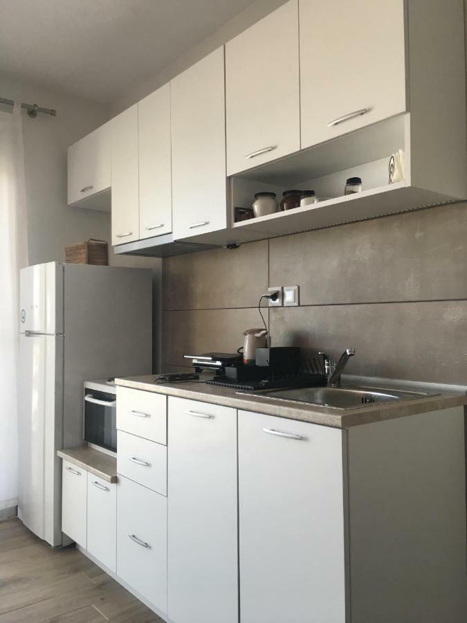 Sunrise View Apartment โอฟรีนีออน ภายนอก รูปภาพ