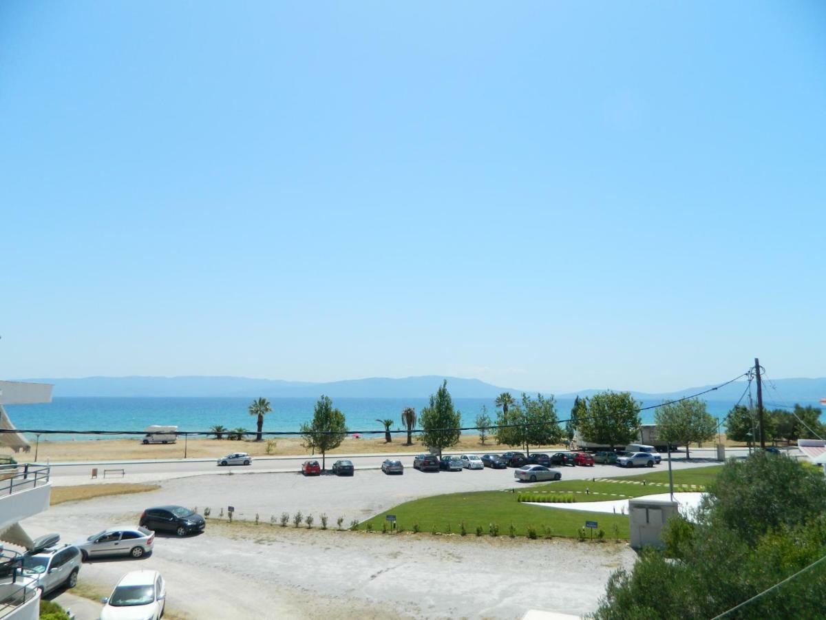 Sunrise View Apartment โอฟรีนีออน ภายนอก รูปภาพ